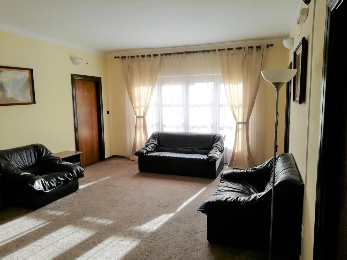 Villa Andy Прага Екстериор снимка